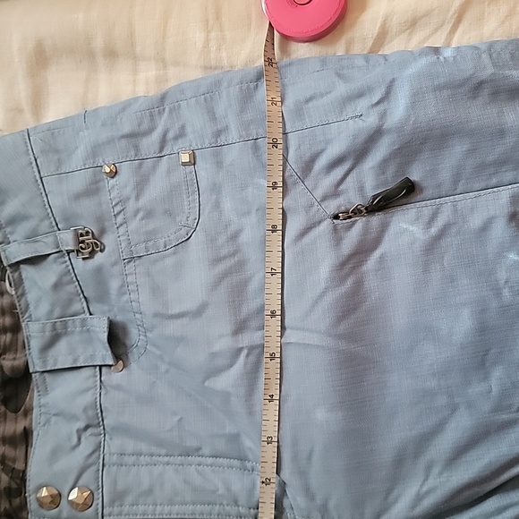 Oakley ski/snowboard pants - Picture 12 of 16